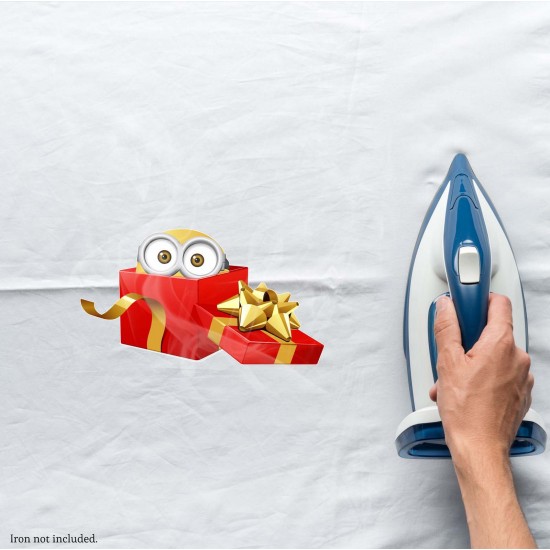 Minion Hiding in Christmas Present Vinyl Iron-On Decal 