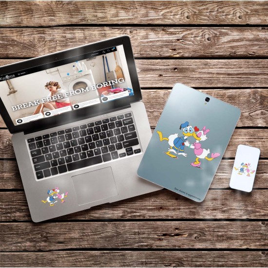 Donald & Daisy Love Vinyl Decal